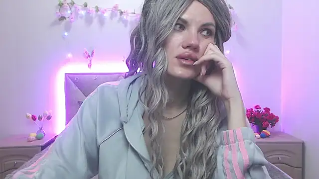 MilaLoona online show from March 2026 06:07:01 PM