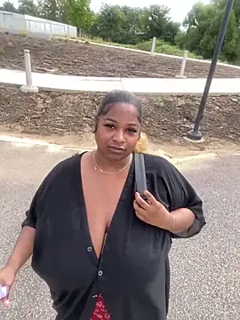 BigFineSelena online show from October 2025 03:31:01 PM