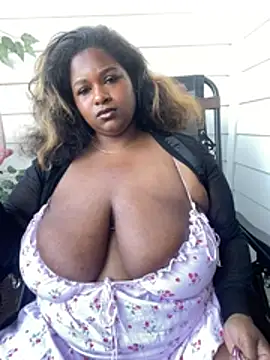 BigFineSelena online show from March 2026 09:52:01 PM