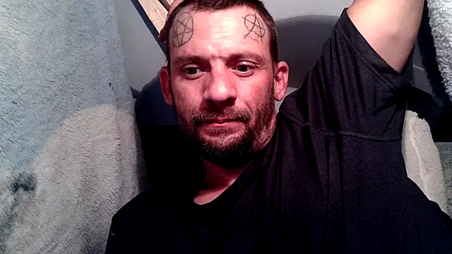 Snapshot of goodick4u28 chatting on December 2025 03:12:02 AM goodick4u28 online show from December 2025 03:12:02 AM