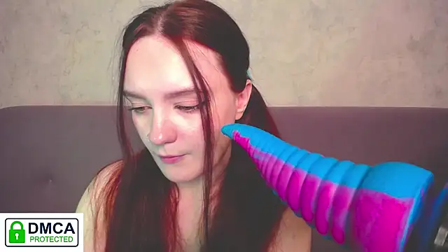 Alyssa   Scarlet online show from November 2025 02:33:02 AM