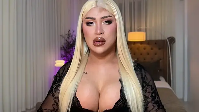 Your Majesty Tyra online show from October 2025 03:04:01 AM