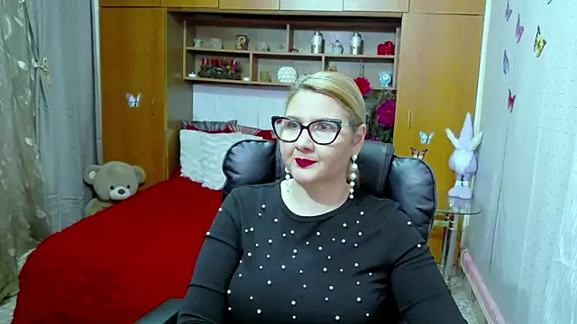 LucilleFenlys online show from January 2025 08:57:02 PM