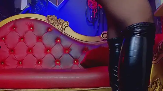 PerlaDivaio online show from January 2025 02:00:02 PM