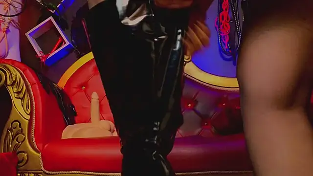 PerlaDivaio online show from January 2025 01:42:02 PM