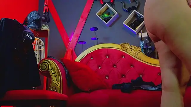 PerlaDivaio online show from September 2025 01:57:02 PM