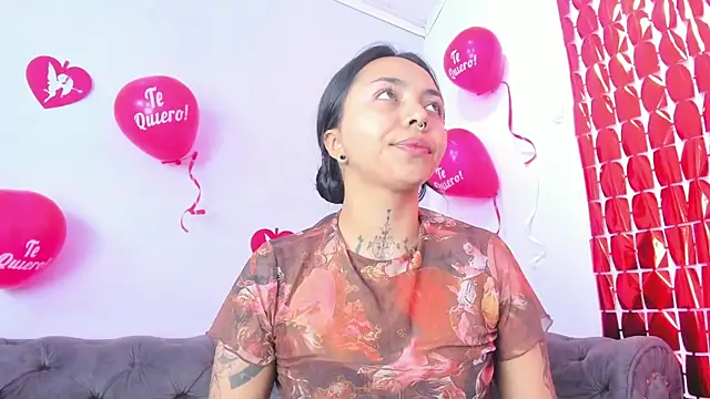 miss soffi  online show from February 2026 12:23:02 PM