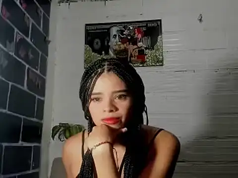 sarasandle online show from March 2025 09:18:02 PM