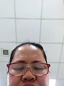 Chubbysweetmom online show from November 2025 01:18:02 AM