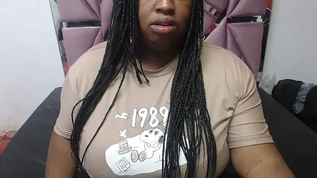 morenahott1 online show from November 2025 11:34:01 AM