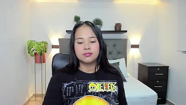 Snapshot of isabella_florez chatting on March 2025 12:04:02 PM isabella florez online show from March 2025 12:04:02 PM