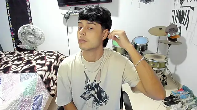 Zack falcon online show from October 2025 03:42:02 AM