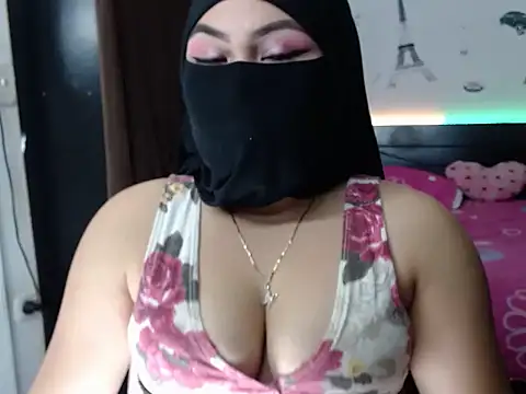 Hana    online show from December 2024 05:56:02 AM