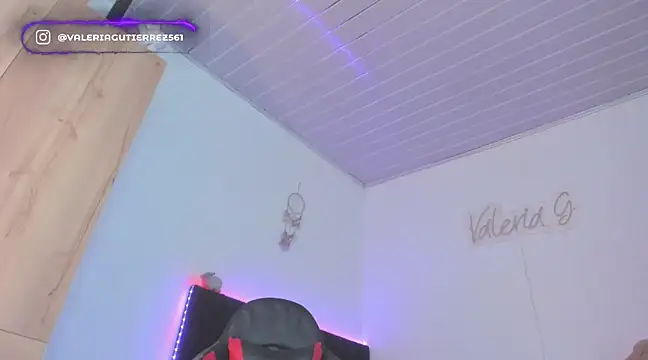 Snapshot of _valeriaaa chatting on March 2025 07:35:02 PM valeriaaa online show from March 2025 07:35:02 PM