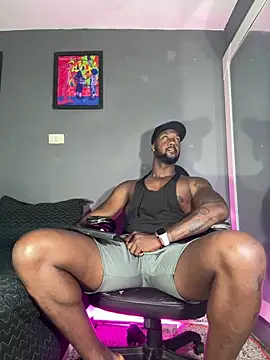 Snapshot of blackdrey18 chatting on January 2025 02:02:02 PM blackdrey18 online show from January 2025 02:02:02 PM