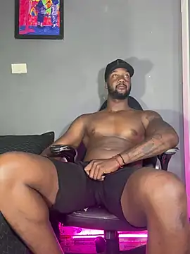 Snapshot of blackdrey18 chatting on January 2025 05:03:01 PM blackdrey18 online show from January 2025 05:03:01 PM