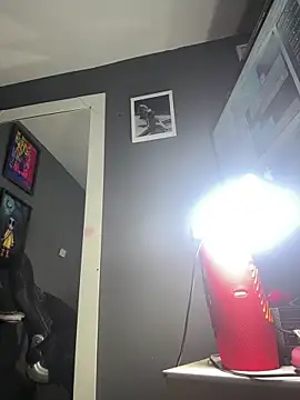 Snapshot of blackdrey18 chatting on February 2025 03:15:02 PM blackdrey18 online show from February 2025 03:15:02 PM