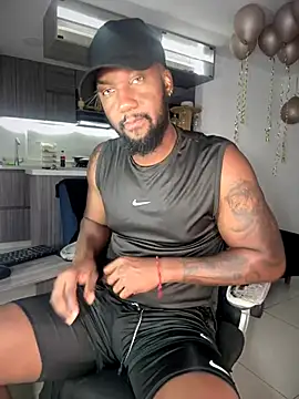 Snapshot of blackdrey18 chatting on September 2025 01:35:01 PM blackdrey18 online show from September 2025 01:35:01 PM