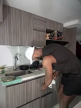 Snapshot of blackdrey18 chatting on October 2025 02:25:01 PM blackdrey18 online show from October 2025 02:25:01 PM