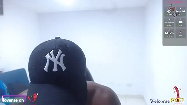 Snapshot of blackdrey18 chatting on October 2025 01:39:01 AM blackdrey18 online show from October 2025 01:39:01 AM