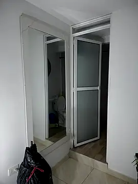 Snapshot of blackdrey18 chatting on November 2025 12:10:02 AM blackdrey18 online show from November 2025 12:10:02 AM