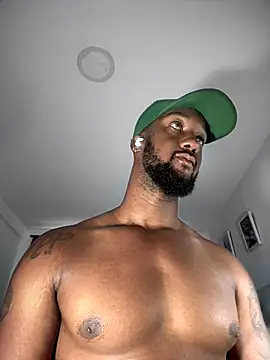 Snapshot of blackdrey18 chatting on November 2025 01:22:01 PM blackdrey18 online show from November 2025 01:22:01 PM