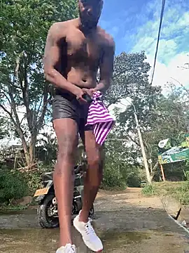 blackdrey18 online show from December 2025 01:50:02 PM