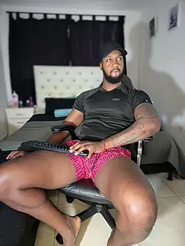 Snapshot of blackdrey18 chatting on May 2026 11:15:01 AM blackdrey18 online show from May 2026 11:15:01 AM