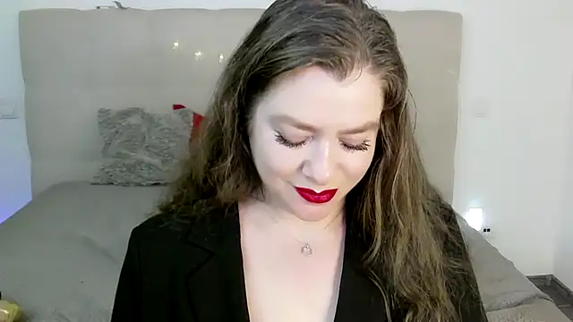 PetersEmily online show from January 2025 08:33:02 PM