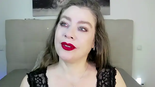 PetersEmily online show from January 2025 09:07:01 PM