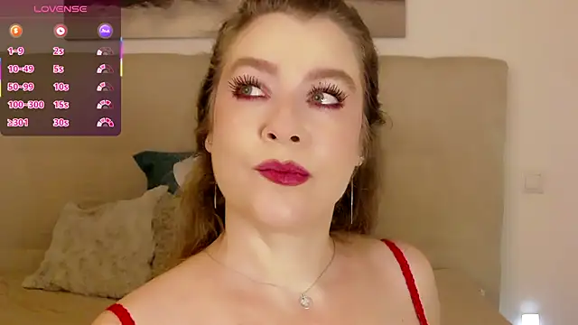 PetersEmily online show from November 2025 10:10:02 PM