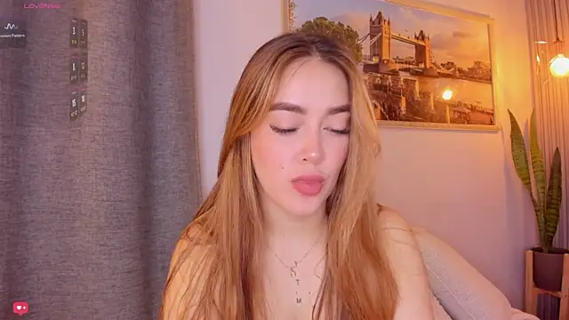 Assh lee  online show from January 2025 12:38:01 PM