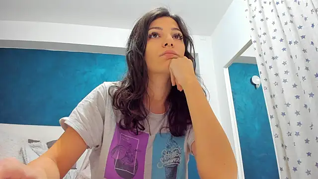 Anna Lewis online show from February 2025 06:39:01 AM