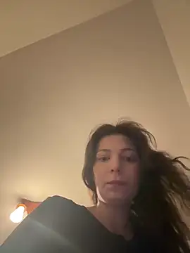 Anna Lewis online show from April 2026 06:39:01 AM