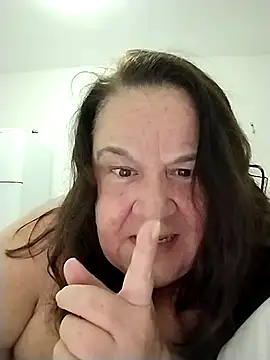 Yaya Mineira online show from October 2025 09:50:01 PM