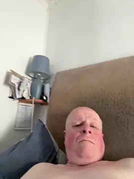 locallad88 online show from February 2026 04:03:02 PM