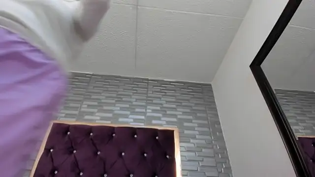 AntoneellaF online show from February 2025 07:45:02 AM