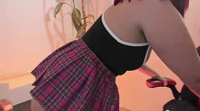 madelaine blosson online show from March 2025 02:04:02 AM