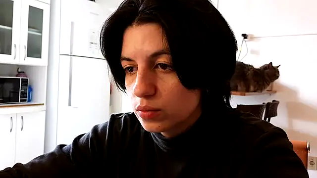 kyslrana online show from May 2026 12:33:01 PM
