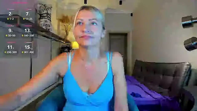 ZoeGrant online show from September 2025 06:51:02 PM