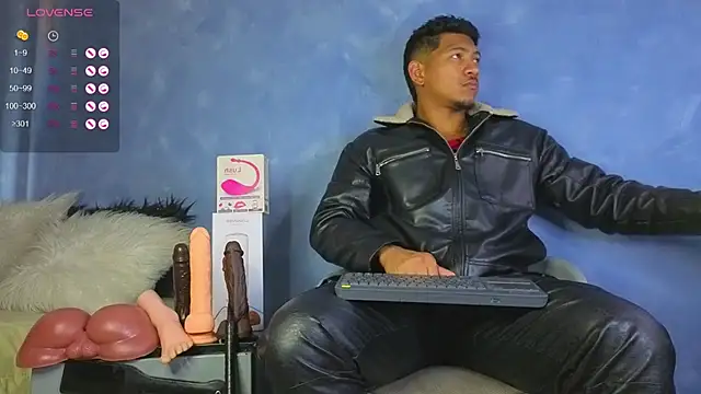 TomLover 12 online show from July 2026 07:21:01 PM