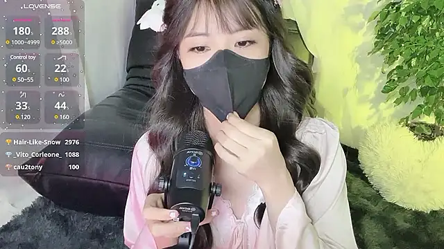 Snapshot of Mya_Lee chatting on December 2024 07:34:01 PM Mya Lee online show from December 2024 07:34:01 PM