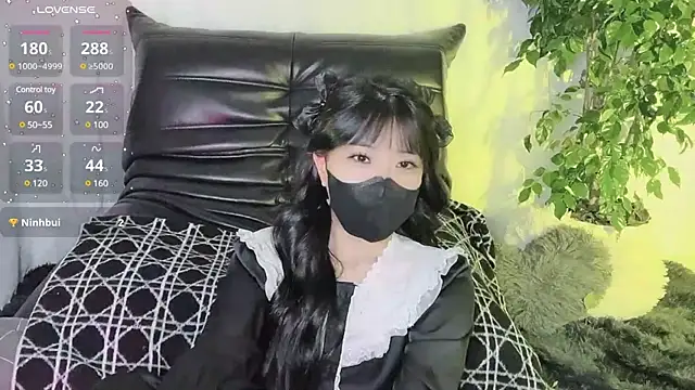 Snapshot of Mya_Lee chatting on December 2024 06:27:02 PM Mya Lee online show from December 2024 06:27:02 PM