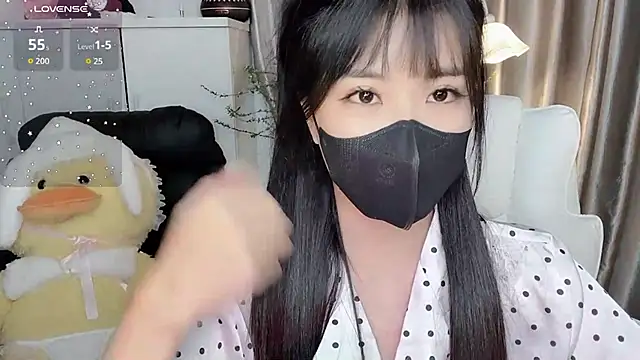 Snapshot of Mya_Lee chatting on January 2025 02:23:01 PM Mya Lee online show from January 2025 02:23:01 PM