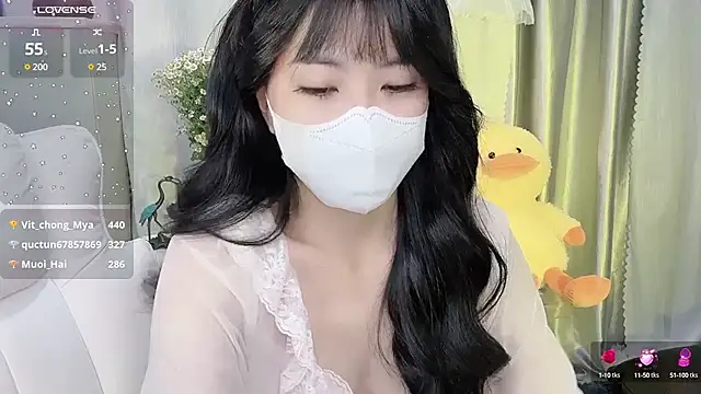 Snapshot of Mya_Lee chatting on February 2025 07:09:01 PM Mya Lee online show from February 2025 07:09:01 PM