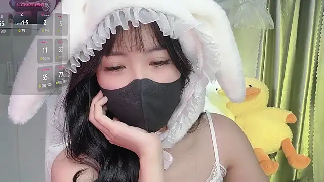 Snapshot of Mya_Lee chatting on February 2025 04:28:01 PM Mya Lee online show from February 2025 04:28:01 PM