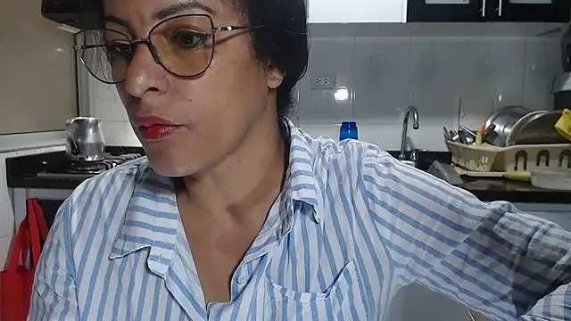 kateleyagrey online show from September 2025 01:22:01 PM