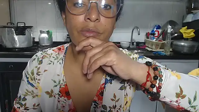 kateleyagrey online show from January 2026 08:11:02 PM