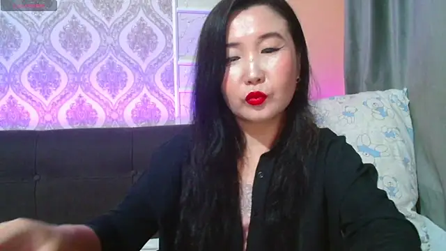 Bet Lu online show from March 2025 05:28:02 PM