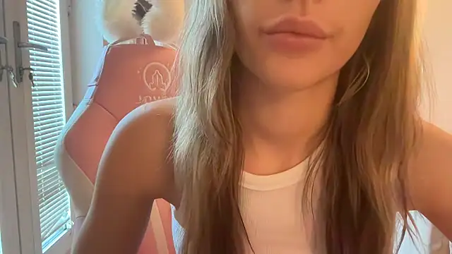 Lillymariee online show from January 2025 12:57:02 PM